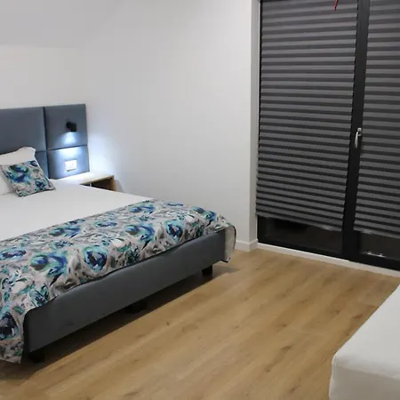 Casa Din Livada